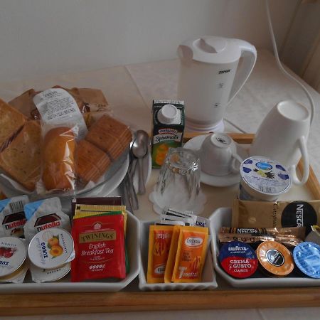 Le Rose Malpensa Bed & Breakfast Бусто Арсицио Екстериор снимка