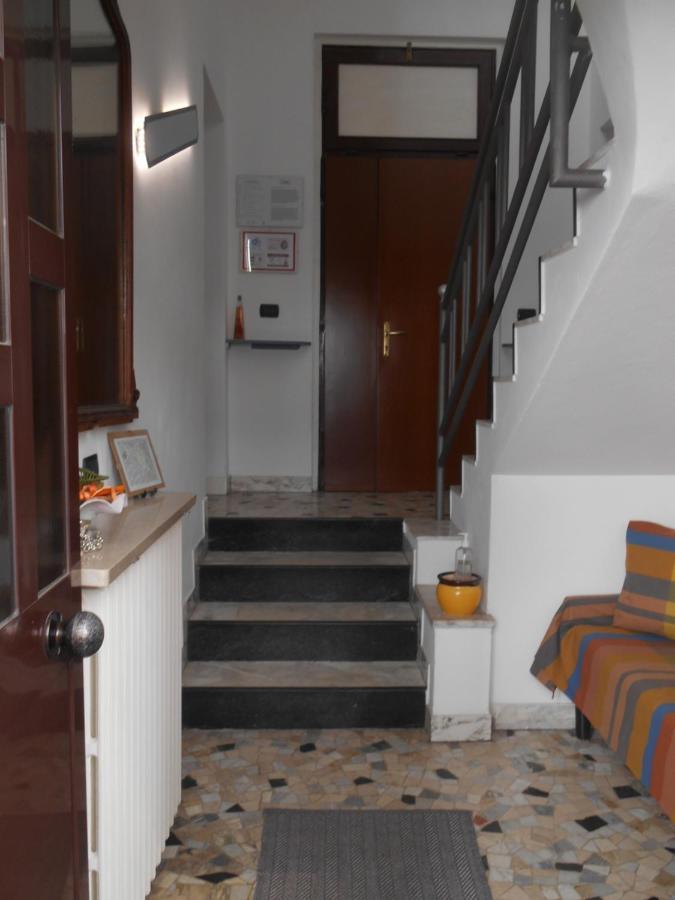 Le Rose Malpensa Bed & Breakfast Бусто Арсицио Екстериор снимка