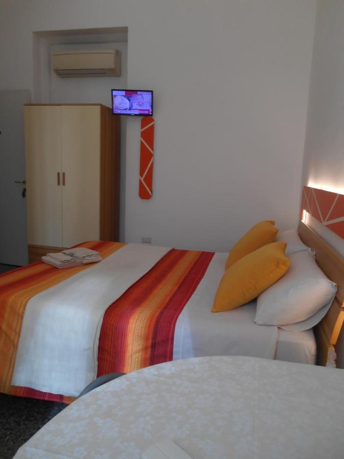 Le Rose Malpensa Bed & Breakfast Бусто Арсицио Екстериор снимка
