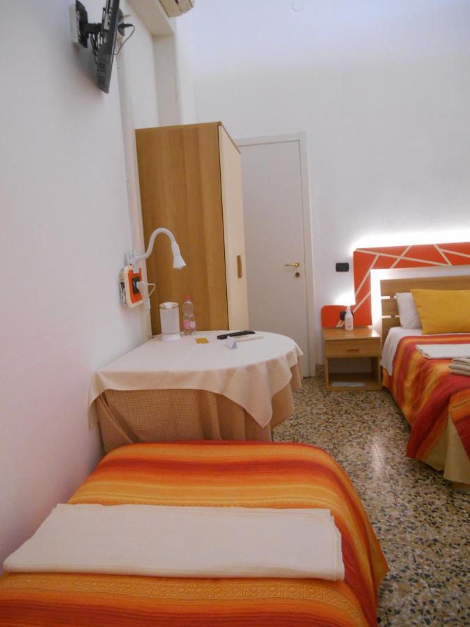 Le Rose Malpensa Bed & Breakfast Бусто Арсицио Екстериор снимка