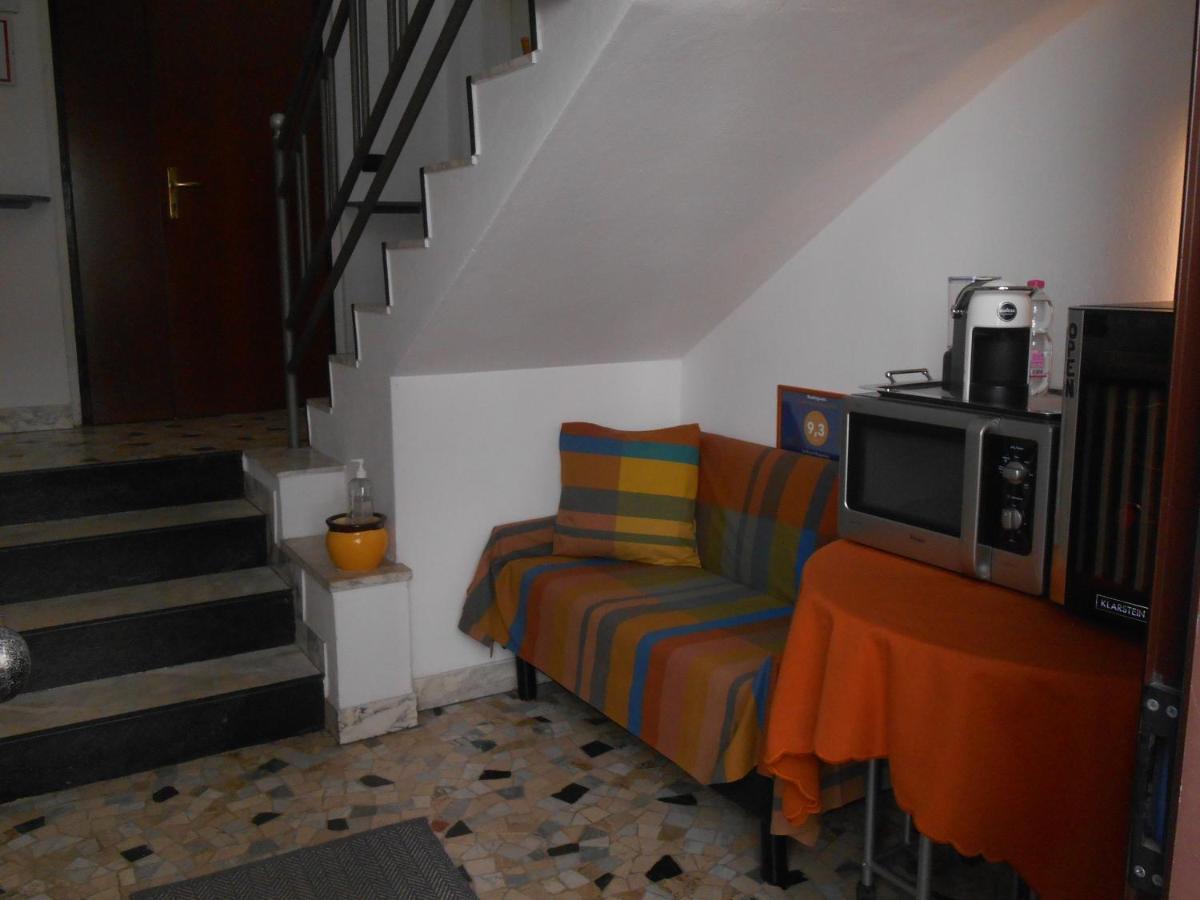 Le Rose Malpensa Bed & Breakfast Бусто Арсицио Екстериор снимка