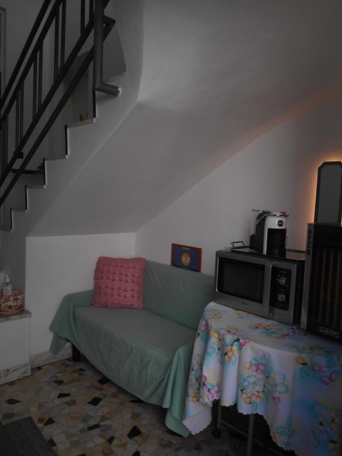 Le Rose Malpensa Bed & Breakfast Бусто Арсицио Екстериор снимка